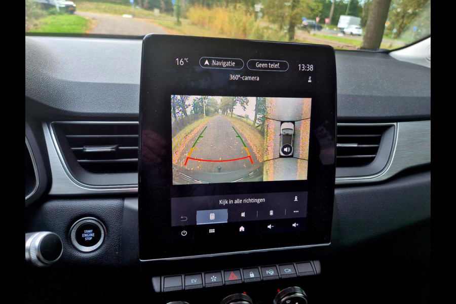 Renault Captur 1.6 E-Tech Plug-in Hybrid 160 Panoramadsk trekhaak Renault Captur 1.6 E-Tech Plug-in Hybrid 160 Panoramadsk trekhaak