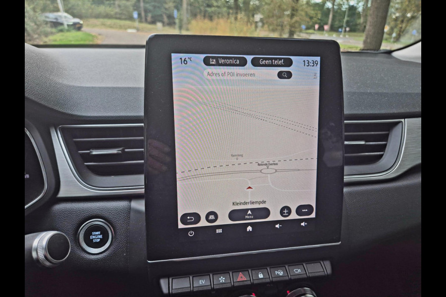 Renault Captur 1.6 E-Tech Plug-in Hybrid 160 Panoramadsk trekhaak Renault Captur 1.6 E-Tech Plug-in Hybrid 160 Panoramadsk trekhaak