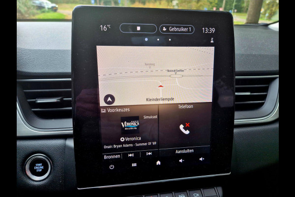 Renault Captur 1.6 E-Tech Plug-in Hybrid 160 Panoramadsk trekhaak Renault Captur 1.6 E-Tech Plug-in Hybrid 160 Panoramadsk trekhaak