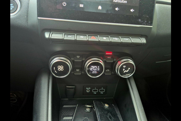 Renault Captur 1.6 E-Tech Plug-in Hybrid 160 Panoramadsk trekhaak Renault Captur 1.6 E-Tech Plug-in Hybrid 160 Panoramadsk trekhaak