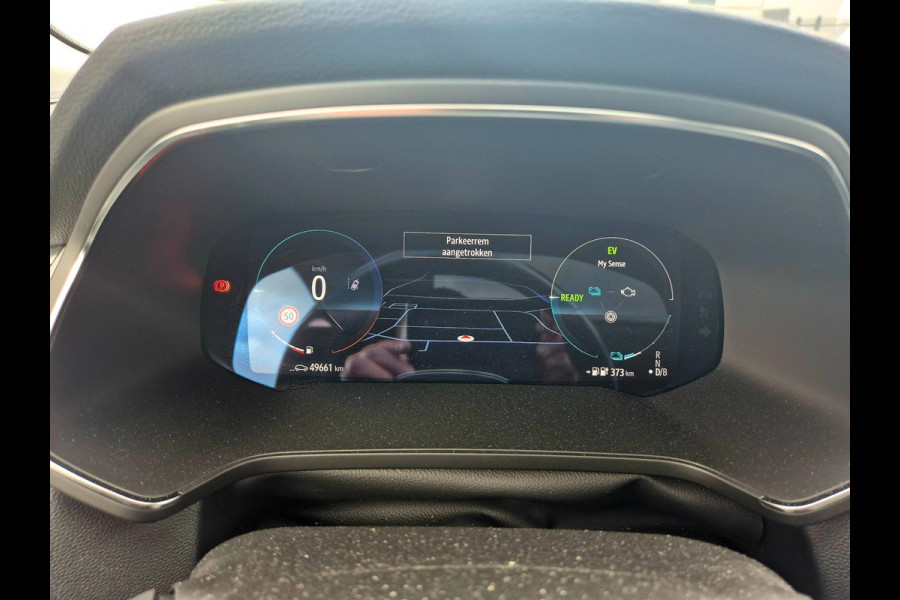 Renault Captur 1.6 E-Tech Plug-in Hybrid 160 Panoramadsk trekhaak Renault Captur 1.6 E-Tech Plug-in Hybrid 160 Panoramadsk trekhaak