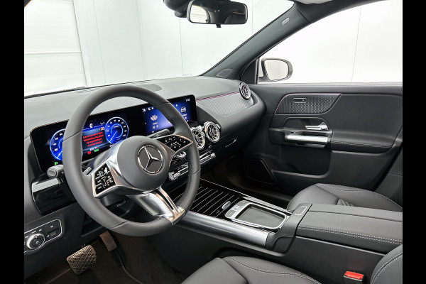 Mercedes-Benz EQA 250+ Business Solution 71 kWh | Parkeerpakket met achteruitrijcamera | Widescreen display | Zitcomfortpakket | Sfeerverlichting | EASY PACK achterklep | Stoelverwarming voor | Licht- en zicht pakket | Mercedes-Benz EQA 250+ Business Solution 71 kWh | Parkeerpakket met achteruitrijcamera | Widescreen display | Zitcomfortpakket | Sfeerverlichting | EASY PACK achterklep | Stoelverwarming voor | Licht- en zicht pakket |