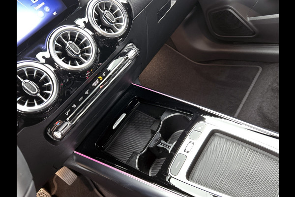 Mercedes-Benz EQA 250+ Business Solution 71 kWh | Parkeerpakket met achteruitrijcamera | Widescreen display | Zitcomfortpakket | Sfeerverlichting | EASY PACK achterklep | Stoelverwarming voor | Licht- en zicht pakket | Mercedes-Benz EQA 250+ Business Solution 71 kWh | Parkeerpakket met achteruitrijcamera | Widescreen display | Zitcomfortpakket | Sfeerverlichting | EASY PACK achterklep | Stoelverwarming voor | Licht- en zicht pakket |