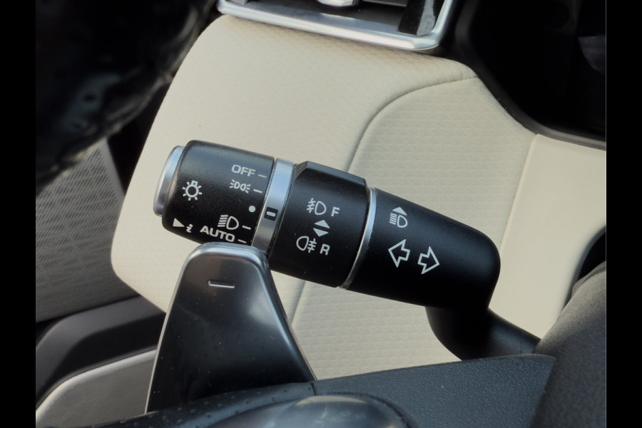 Land Rover Range Rover Velar 3.0 V6 AWD HSE R-dynamic - Airco, Elek. verst. stoelen, Stuur- stoelverwarming, Pano, Cruise! Land Rover Range Rover Velar 3.0 V6 AWD HSE R-dynamic - Airco, Elek. verst. stoelen, Stuur- stoelverwarming, Pano, Cruise!