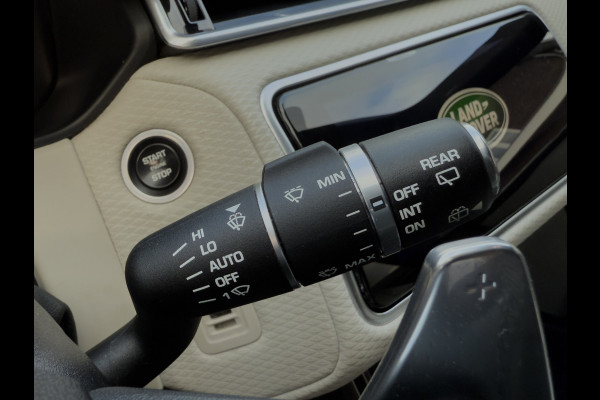 Land Rover Range Rover Velar 3.0 V6 AWD HSE R-dynamic - Airco, Elek. verst. stoelen, Stuur- stoelverwarming, Pano, Cruise! Land Rover Range Rover Velar 3.0 V6 AWD HSE R-dynamic - Airco, Elek. verst. stoelen, Stuur- stoelverwarming, Pano, Cruise!