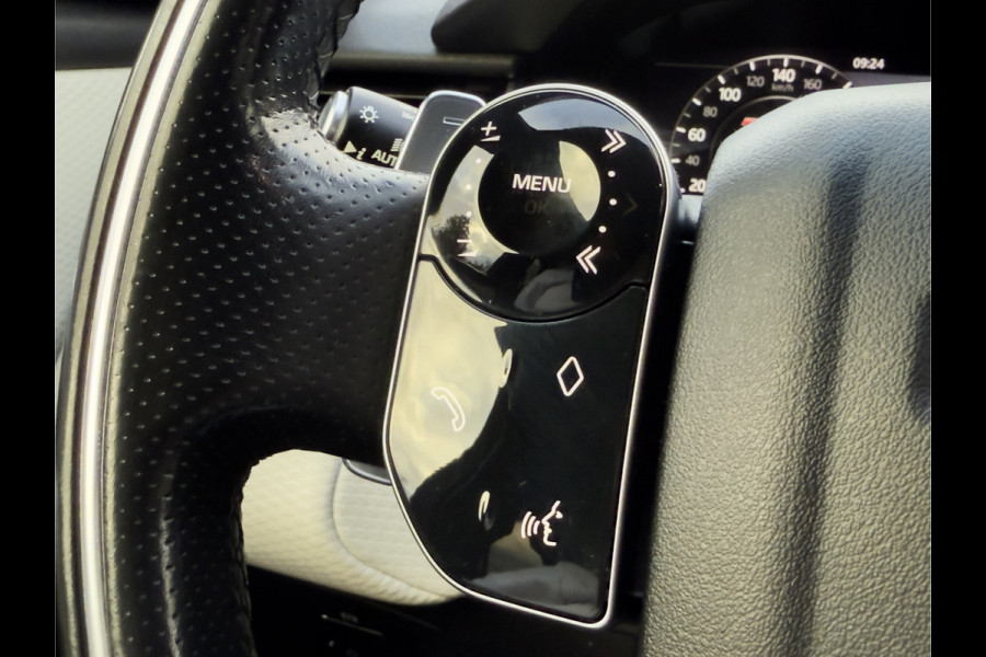 Land Rover Range Rover Velar 3.0 V6 AWD HSE R-dynamic - Airco, Elek. verst. stoelen, Stuur- stoelverwarming, Pano, Cruise! Land Rover Range Rover Velar 3.0 V6 AWD HSE R-dynamic - Airco, Elek. verst. stoelen, Stuur- stoelverwarming, Pano, Cruise!