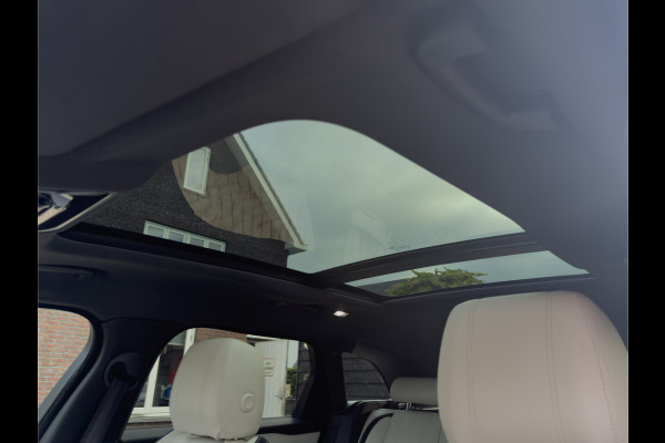 Land Rover Range Rover Velar 3.0 V6 AWD HSE R-dynamic - Airco, Elek. verst. stoelen, Stuur- stoelverwarming, Pano, Cruise! Land Rover Range Rover Velar 3.0 V6 AWD HSE R-dynamic - Airco, Elek. verst. stoelen, Stuur- stoelverwarming, Pano, Cruise!