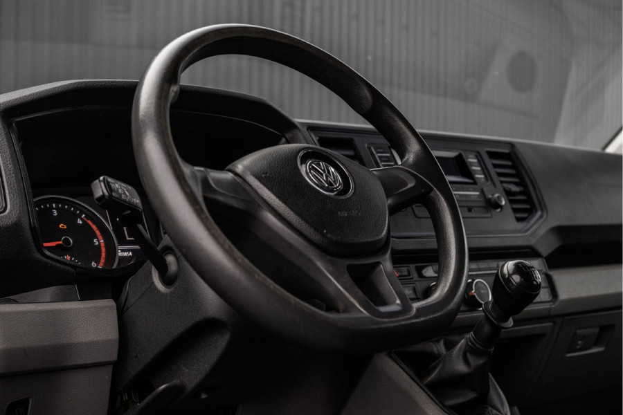 Volkswagen Crafter 35 2.0 TDI | Kipper | DC | 6-Zits | Cruise | Airco | Euro 6 Volkswagen Crafter 35 2.0 TDI | Kipper | DC | 6-Zits | Cruise | Airco | Euro 6