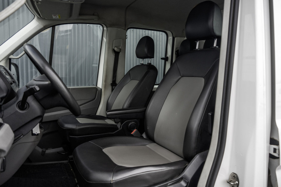 Volkswagen Crafter 35 2.0 TDI | Kipper | DC | 6-Zits | Cruise | Airco | Euro 6 Volkswagen Crafter 35 2.0 TDI | Kipper | DC | 6-Zits | Cruise | Airco | Euro 6