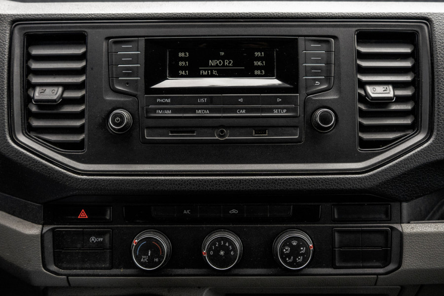 Volkswagen Crafter 35 2.0 TDI | Kipper | DC | 6-Zits | Cruise | Airco | Euro 6 Volkswagen Crafter 35 2.0 TDI | Kipper | DC | 6-Zits | Cruise | Airco | Euro 6