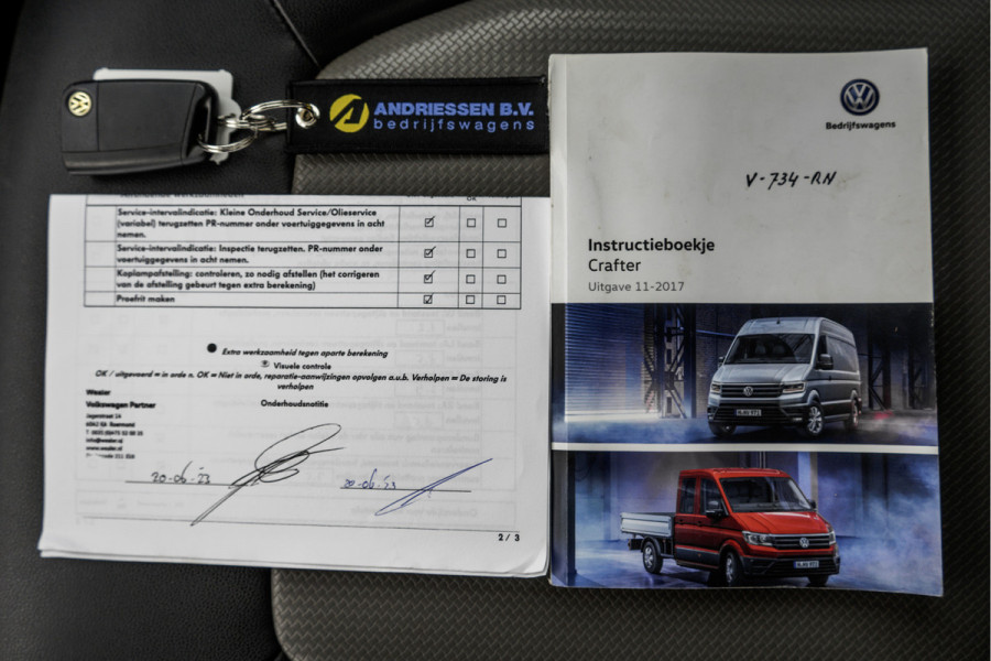 Volkswagen Crafter 35 2.0 TDI | Kipper | DC | 6-Zits | Cruise | Airco | Euro 6 Volkswagen Crafter 35 2.0 TDI | Kipper | DC | 6-Zits | Cruise | Airco | Euro 6