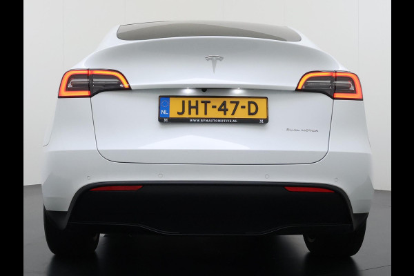 Tesla Model Y Long Range AWD 75 kWh AUTOPILOT| RIJKLAARPRIJS INCL. TESLA GARANTIE TOT 08-2026/80.000KM accu en aandrijflijn t/m 08-2030/192.000km Tesla Model Y Long Range AWD 75 kWh AUTOPILOT| RIJKLAARPRIJS INCL. TESLA GARANTIE TOT 08-2026/80.000KM accu en aandrijflijn t/m 08-2030/192.000km