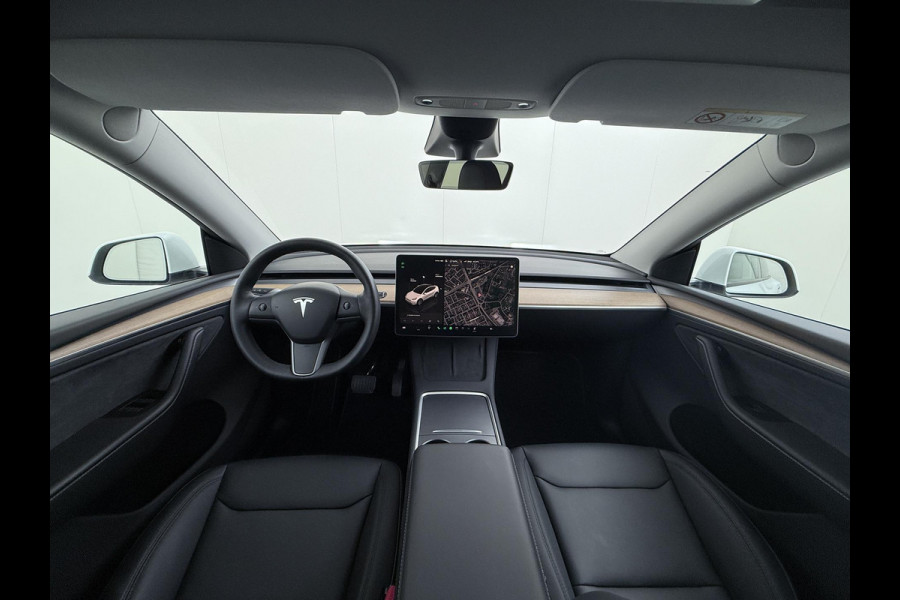 Tesla Model Y Long Range AWD 75 kWh AUTOPILOT| RIJKLAARPRIJS INCL. TESLA GARANTIE TOT 08-2026/80.000KM accu en aandrijflijn t/m 08-2030/192.000km Tesla Model Y Long Range AWD 75 kWh AUTOPILOT| RIJKLAARPRIJS INCL. TESLA GARANTIE TOT 08-2026/80.000KM accu en aandrijflijn t/m 08-2030/192.000km