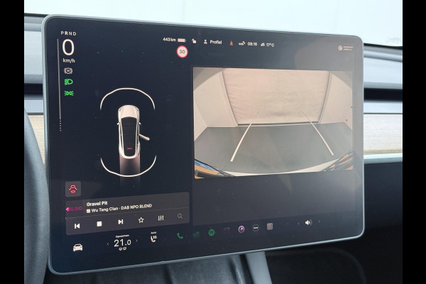 Tesla Model Y Long Range AWD 75 kWh AUTOPILOT| RIJKLAARPRIJS INCL. TESLA GARANTIE TOT 08-2026/80.000KM accu en aandrijflijn t/m 08-2030/192.000km Tesla Model Y Long Range AWD 75 kWh AUTOPILOT| RIJKLAARPRIJS INCL. TESLA GARANTIE TOT 08-2026/80.000KM accu en aandrijflijn t/m 08-2030/192.000km