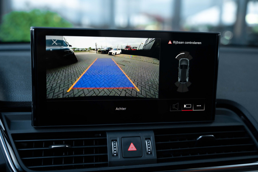 Audi Q5 50 TFSI e - S-Line | Panorama | Keyless | Dealer o.h.