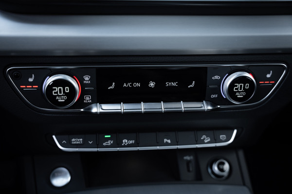 Audi Q5 50 TFSI e - S-Line | Panorama | Keyless | Dealer o.h.