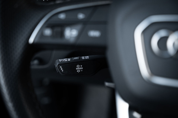 Audi Q5 50 TFSI e - S-Line | Panorama | Keyless | Dealer o.h.