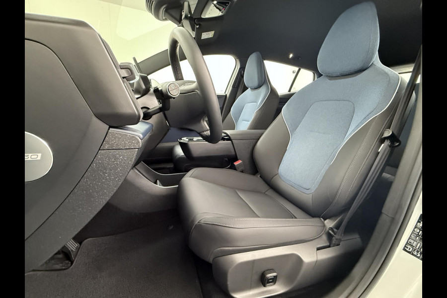 Volvo EX30 Twin Motor Performance Plus 69 kWh ELEKTRISCHE STOEL. | STOEL/ STUUR VERWARMING |VOLVO FABRIEKSGARANTIE| Volvo EX30 Twin Motor Performance Plus 69 kWh ELEKTRISCHE STOEL. | STOEL/ STUUR VERWARMING |VOLVO FABRIEKSGARANTIE|