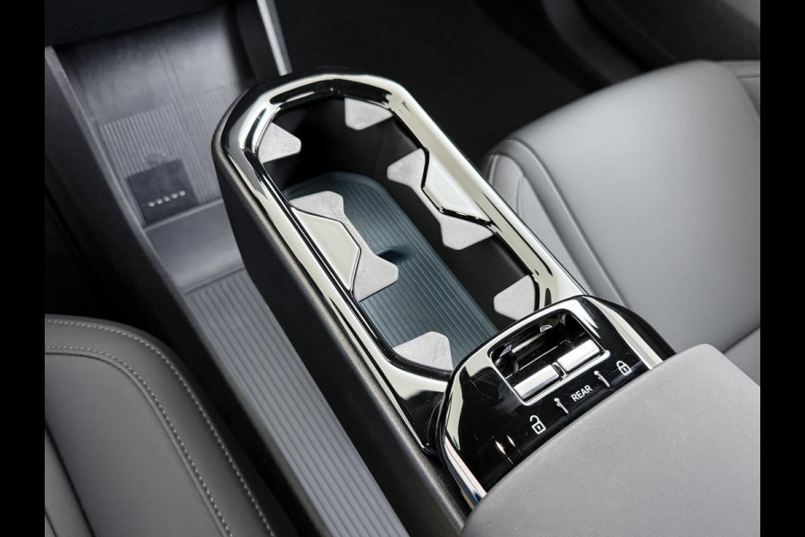 Volvo EX30 Twin Motor Performance Plus 69 kWh ELEKTRISCHE STOEL. | STOEL/ STUUR VERWARMING |VOLVO FABRIEKSGARANTIE| Volvo EX30 Twin Motor Performance Plus 69 kWh ELEKTRISCHE STOEL. | STOEL/ STUUR VERWARMING |VOLVO FABRIEKSGARANTIE|