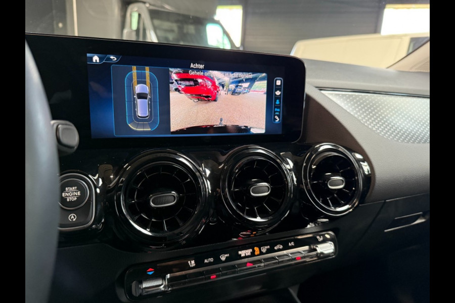 Mercedes-Benz B-Klasse 180 Star Edition Luxury Line 17 inch trekhaak camera Mercedes-Benz B-Klasse 180 Star Edition Luxury Line 17 inch trekhaak camera