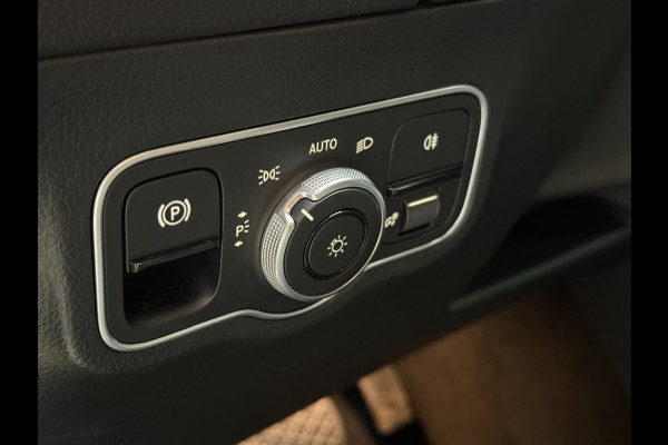 Mercedes-Benz B-Klasse 180 Star Edition Luxury Line 17 inch trekhaak camera Mercedes-Benz B-Klasse 180 Star Edition Luxury Line 17 inch trekhaak camera