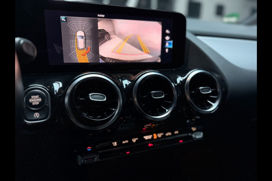 Mercedes-Benz B-Klasse 180 Star Edition Luxury Line 17 inch trekhaak camera Mercedes-Benz B-Klasse 180 Star Edition Luxury Line 17 inch trekhaak camera