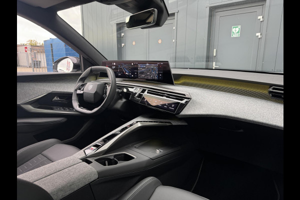 Peugeot 3008 1.2 Hybrid 136 GT | Elektr. achterklep | Adaptive cruise | Camera | Prijs is rijklaar