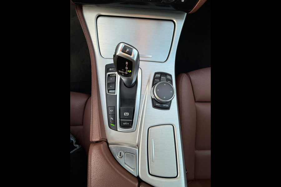BMW 5 Serie 520d M Sport Edition - Panoramadak - vol opties
