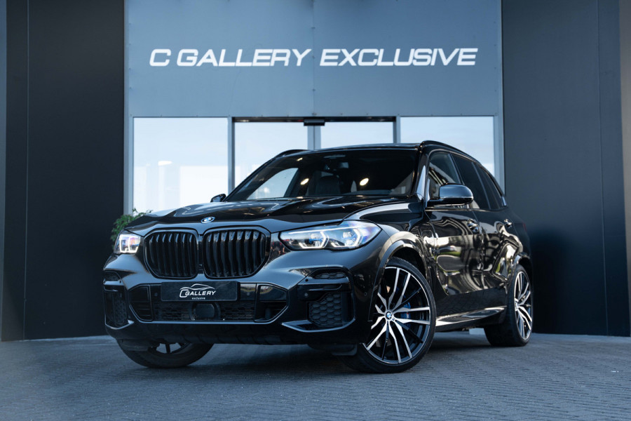 BMW X5 xDrive45e High Executive M-Sport l Laser l Luchtv. l Panorama l HUD l Stoelk. BMW X5 xDrive45e High Executive M-Sport l Laser l Luchtv. l Panorama l HUD l Stoelk.