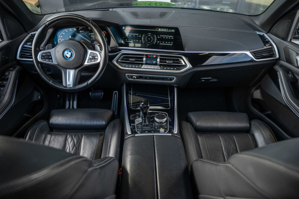 BMW X5 xDrive45e High Executive M-Sport l Laser l Luchtv. l Panorama l HUD l Stoelk. BMW X5 xDrive45e High Executive M-Sport l Laser l Luchtv. l Panorama l HUD l Stoelk.