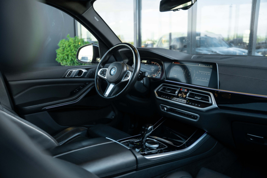 BMW X5 xDrive45e High Executive M-Sport l Laser l Luchtv. l Panorama l HUD l Stoelk. BMW X5 xDrive45e High Executive M-Sport l Laser l Luchtv. l Panorama l HUD l Stoelk.
