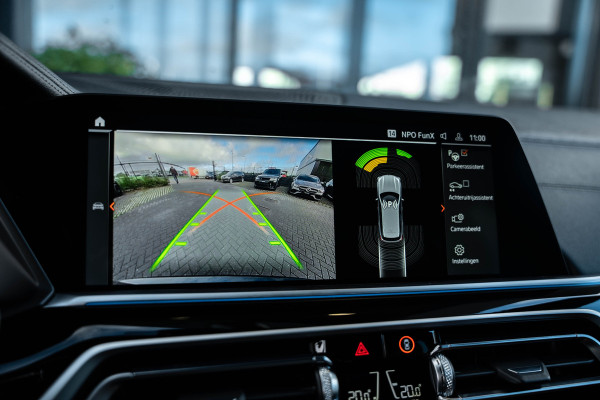 BMW X5 xDrive45e High Executive M-Sport l Laser l Luchtv. l Panorama l HUD l Stoelk. BMW X5 xDrive45e High Executive M-Sport l Laser l Luchtv. l Panorama l HUD l Stoelk.