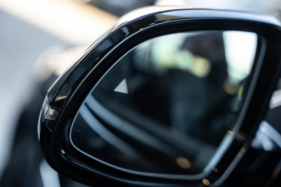 BMW X5 xDrive45e High Executive M-Sport l Laser l Luchtv. l Panorama l HUD l Stoelk. BMW X5 xDrive45e High Executive M-Sport l Laser l Luchtv. l Panorama l HUD l Stoelk.