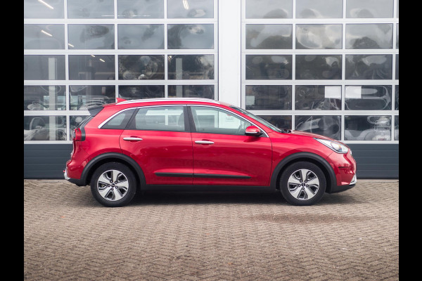 Kia Niro 1.6 GDi Hybrid DynamicLine | 100% onderhouden | Dashcam | Cruise | Climate | Trekhaak Kia Niro 1.6 GDi Hybrid DynamicLine | 100% onderhouden | Dashcam | Cruise | Climate | Trekhaak