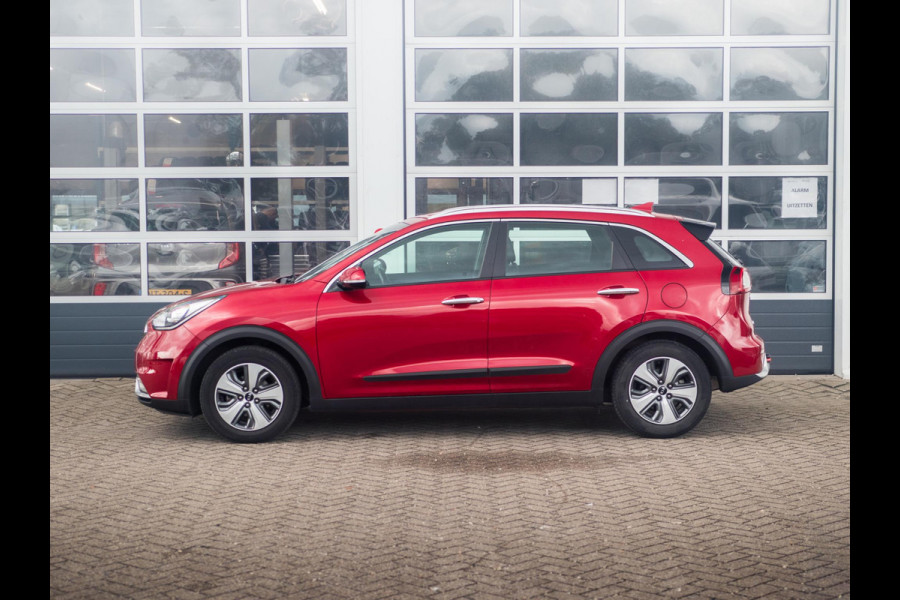 Kia Niro 1.6 GDi Hybrid DynamicLine | 100% onderhouden | Dashcam | Cruise | Climate | Trekhaak Kia Niro 1.6 GDi Hybrid DynamicLine | 100% onderhouden | Dashcam | Cruise | Climate | Trekhaak