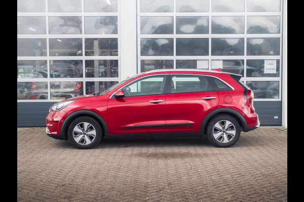 Kia Niro 1.6 GDi Hybrid DynamicLine | 100% onderhouden | Dashcam | Cruise | Climate | Trekhaak Kia Niro 1.6 GDi Hybrid DynamicLine | 100% onderhouden | Dashcam | Cruise | Climate | Trekhaak