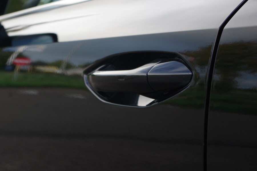 Audi A3 Sportback 40 TFSI e 204 PK Advanced Edition PHEV, Sportstoelen, Adap. Cruise Control, LED