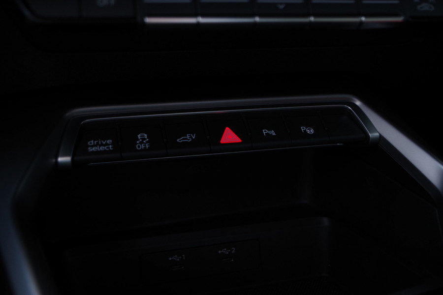 Audi A3 Sportback 40 TFSI e 204 PK Advanced Edition PHEV, Sportstoelen, Adap. Cruise Control, LED