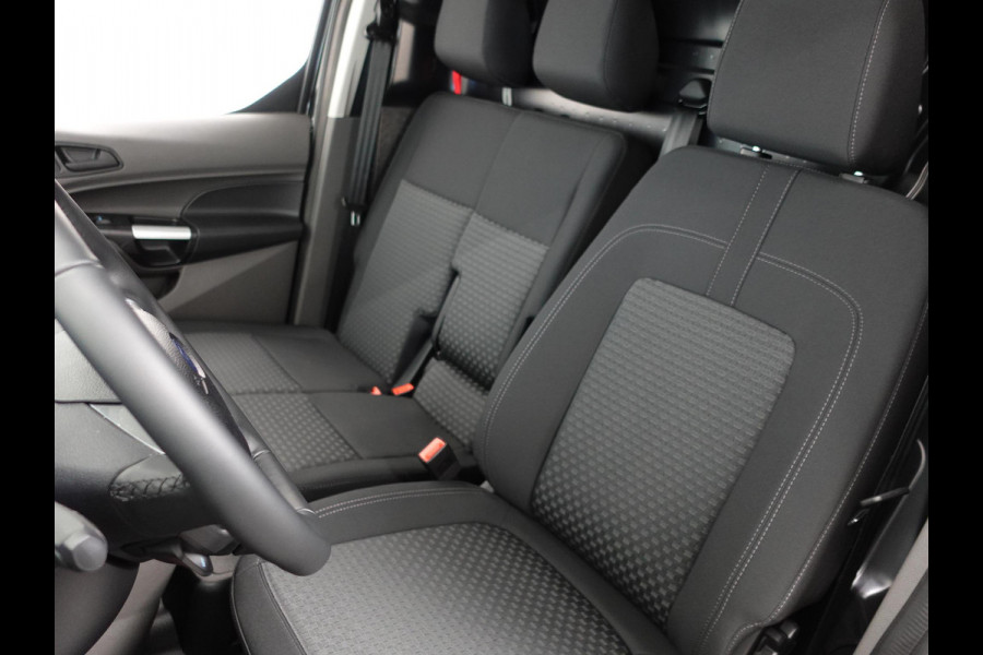 Ford Transit Connect 1.5 EcoBlue Aut. L2 Trend Automaat Navigatie Airco Cruise Control Parkeersensoren Camera 3 Zits Ford Transit Connect 1.5 EcoBlue Aut. L2 Trend Automaat Navigatie Airco Cruise Control Parkeersensoren Camera 3 Zits