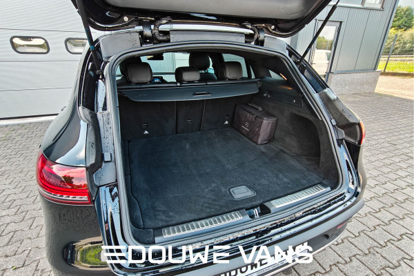 Mercedes-Benz EQC 400 4MATIC 360 Camera Burmester Trekhaak Panorama BTW auto Dealer onderhouden.