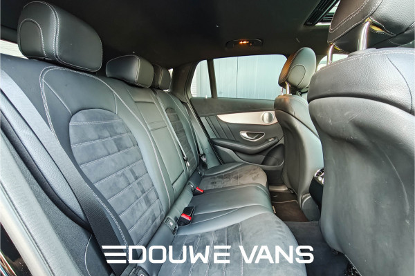 Mercedes-Benz EQC 400 4MATIC 360 Camera Burmester Trekhaak Panorama BTW auto Dealer onderhouden.