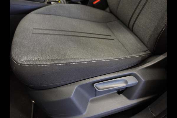 Seat Ateca 1.5 TSI Style Business Intense Airco Cruise Control Navi Virtual Cockpit Privacy Glass PDC VA Camera