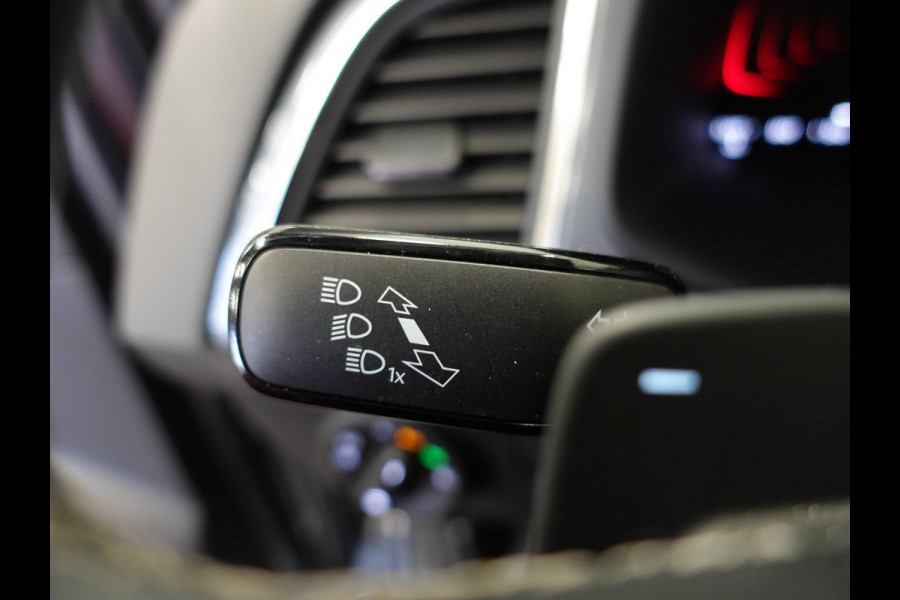 Seat Ateca 1.5 TSI Style Business Intense Airco Cruise Control Navi Virtual Cockpit Privacy Glass PDC VA Camera