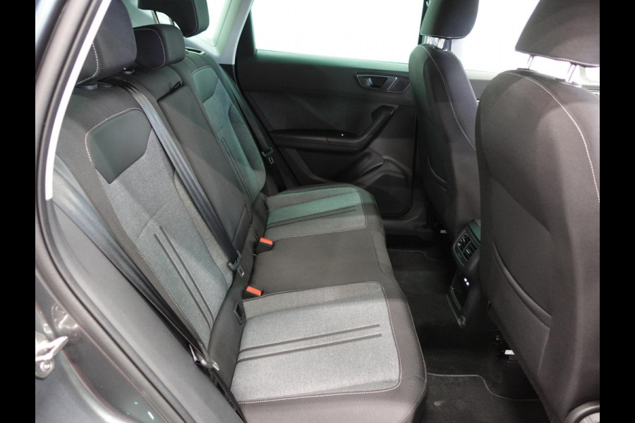 Seat Ateca 1.5 TSI Style Business Intense Airco Cruise Control Navi Virtual Cockpit Privacy Glass PDC VA Camera