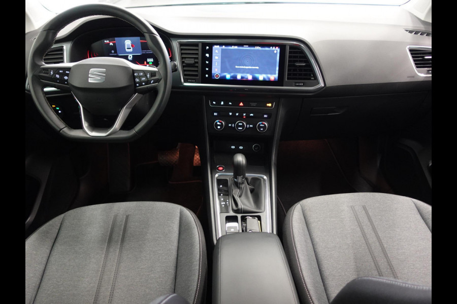 Seat Ateca 1.5 TSI Style Business Intense Airco Cruise Control Navi Virtual Cockpit Privacy Glass PDC VA Camera
