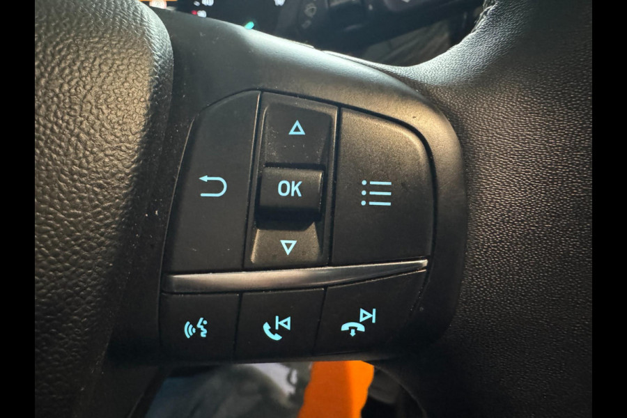 Ford Puma 1.0 EcoBoost Hybrid Titanium CARPLAY NL AUTO 70.000 KM !!! ZEER MOOI Ford Puma 1.0 EcoBoost Hybrid Titanium CARPLAY NL AUTO 70.000 KM !!! ZEER MOOI