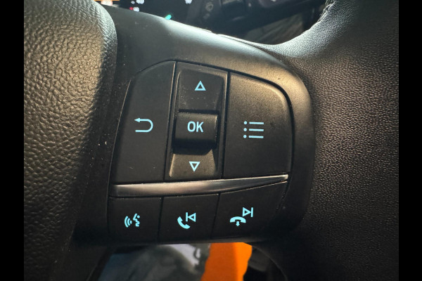 Ford Puma 1.0 EcoBoost Hybrid Titanium CARPLAY NL AUTO 70.000 KM !!! ZEER MOOI Ford Puma 1.0 EcoBoost Hybrid Titanium CARPLAY NL AUTO 70.000 KM !!! ZEER MOOI