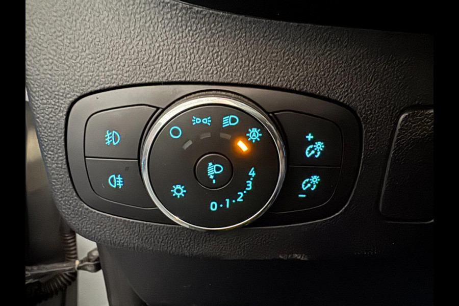 Ford Puma 1.0 EcoBoost Hybrid Titanium CARPLAY NL AUTO 70.000 KM !!! ZEER MOOI Ford Puma 1.0 EcoBoost Hybrid Titanium CARPLAY NL AUTO 70.000 KM !!! ZEER MOOI