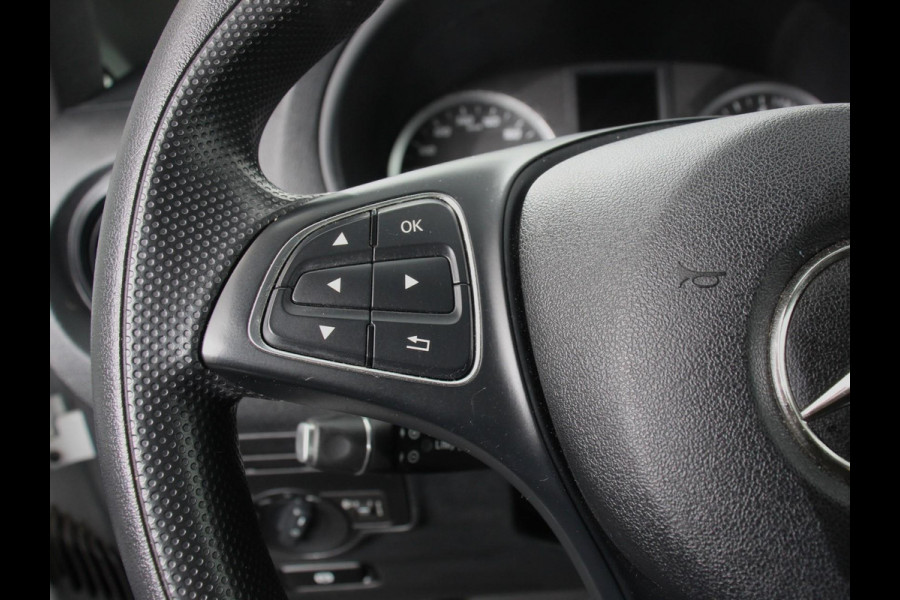 Mercedes-Benz Vito Tourer 114 CDI Automaat Pro Extra Lang 8 persoons Navigatie Airco Cruise Control Mercedes-Benz Vito Tourer 114 CDI Automaat Pro Extra Lang 8 persoons Navigatie Airco Cruise Control