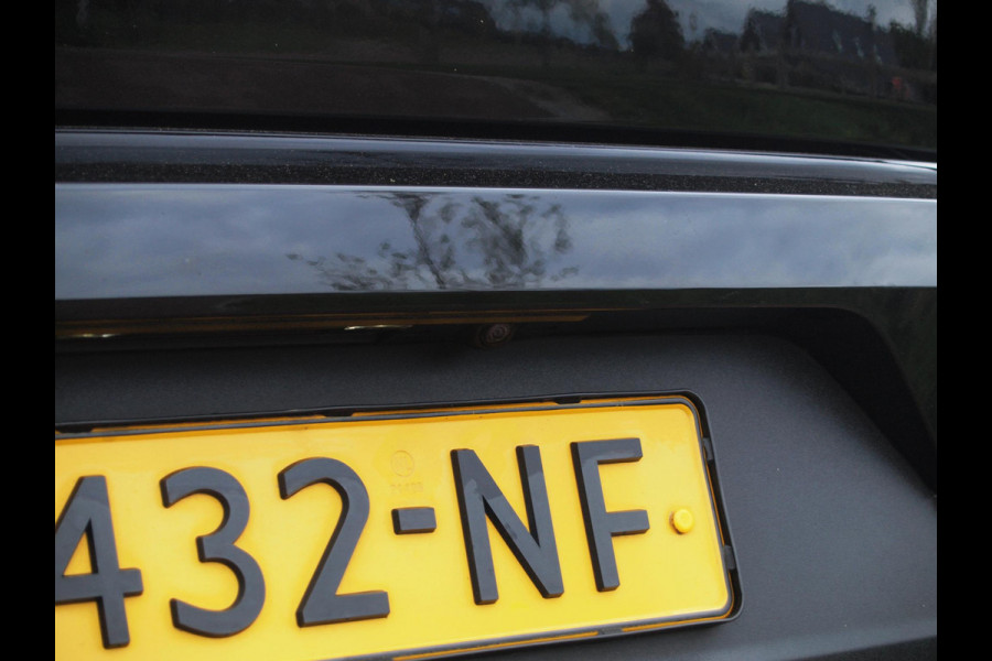 Polestar 2 Long Range Dual Motor Launch Edition 78kWh | Harman Kardon | Panoramadak | Camera | Cruise Control | Polestar 2 Long Range Dual Motor Launch Edition 78kWh | Harman Kardon | Panoramadak | Camera | Cruise Control |